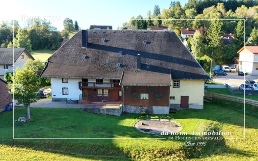 Doppelhof-Teil  mit Tenne, Hobby-Stall & Werkstätten