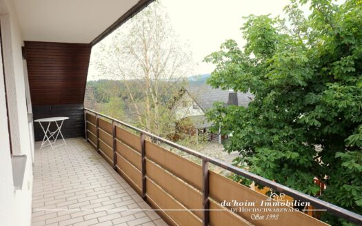 Heimatwinkel – 3-Zi. Dachgeschosswohnung mit Balkon